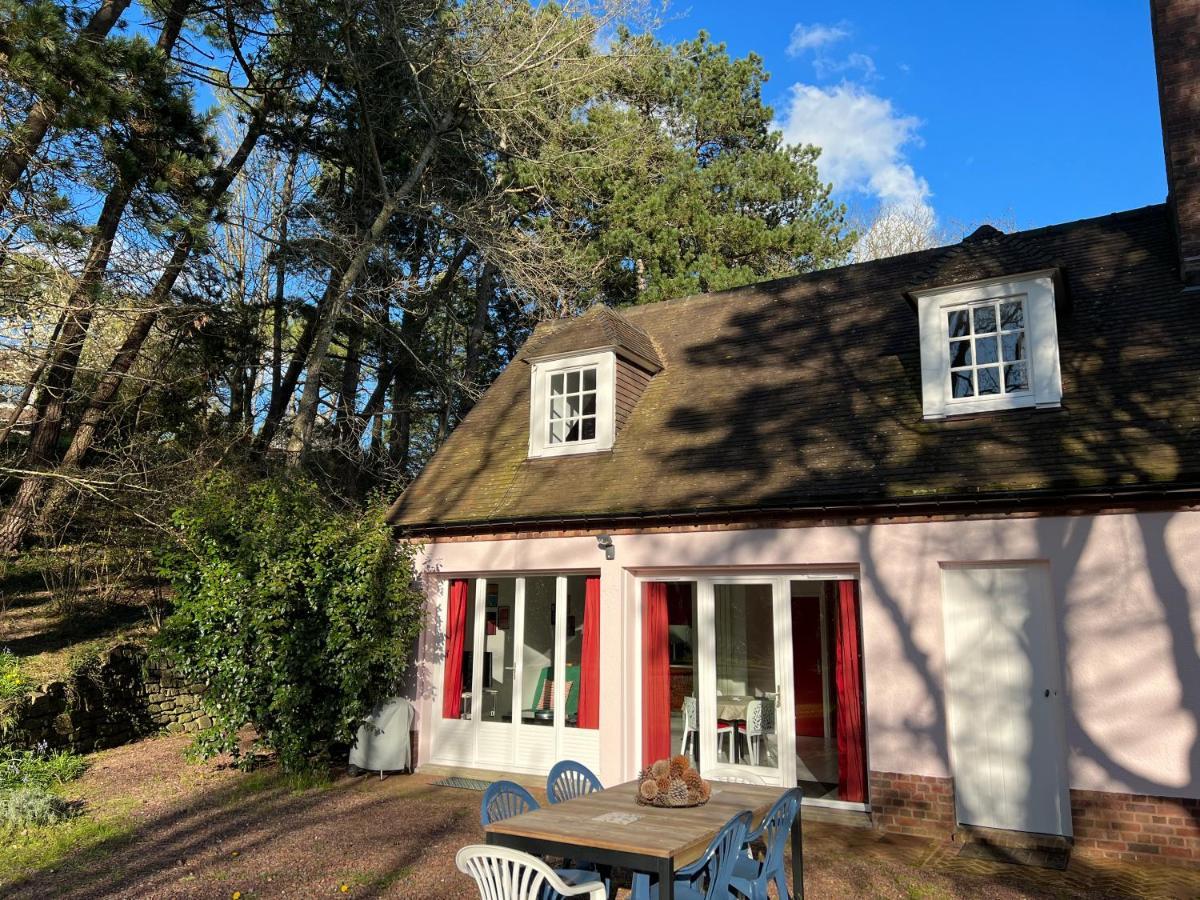 Les Argousiers Holiday home *